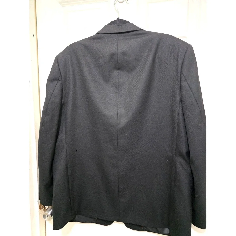 Charisma Cashmere Black Men Blazer Jacket Size 42R Two-Button Single-Breasted No